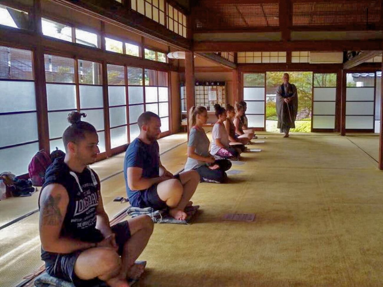 Meditation in japanischem Kloster