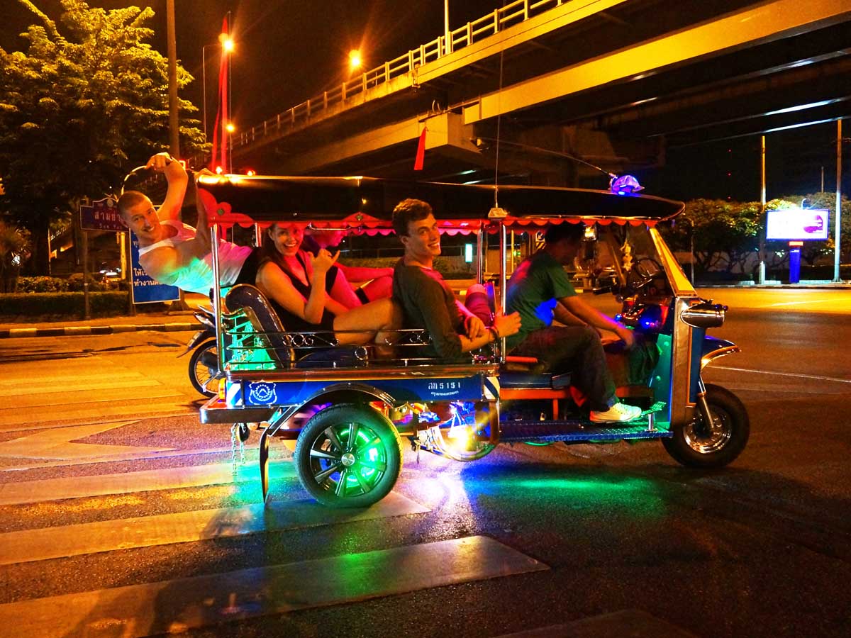 Tuk Tuk Nightdrive